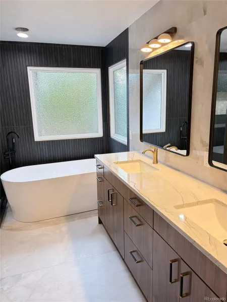 3210 Arbutus Street Golden CO 80401 | MLS #REC5478662 08292026175307 800 19