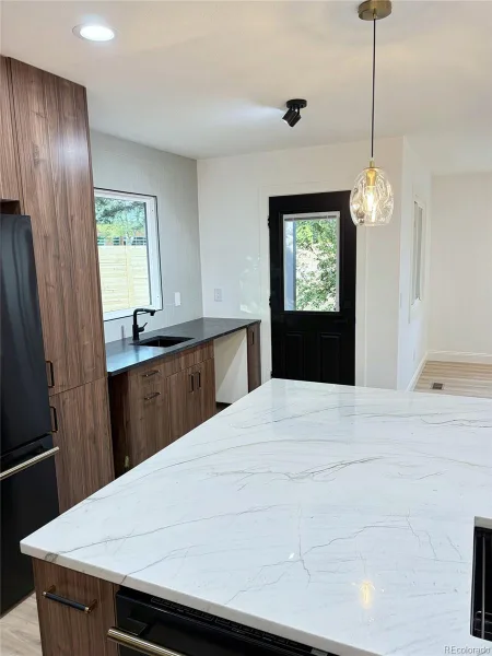3210 Arbutus Street Golden CO 80401 | MLS #REC5478662 08292026175307 800 29