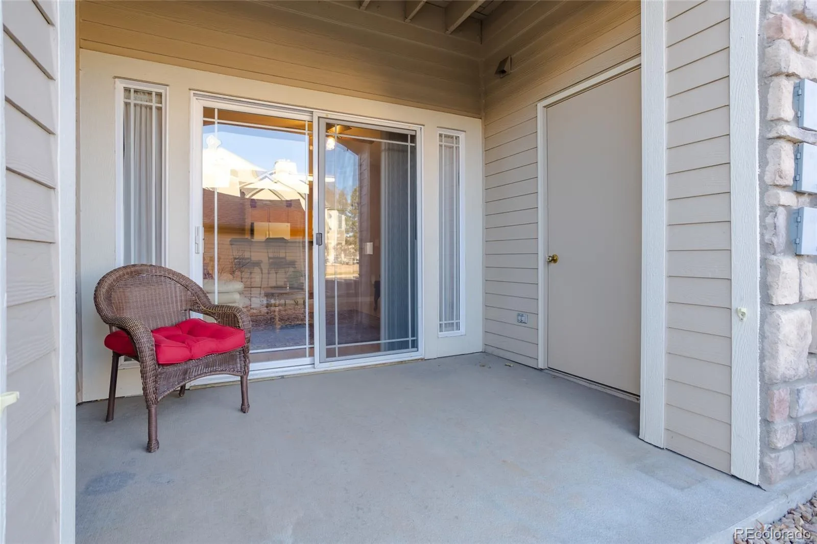 8369 S Independence Circle #105 Littleton CO 80128 | MLS #REC5479323 07092026054552 1600 2