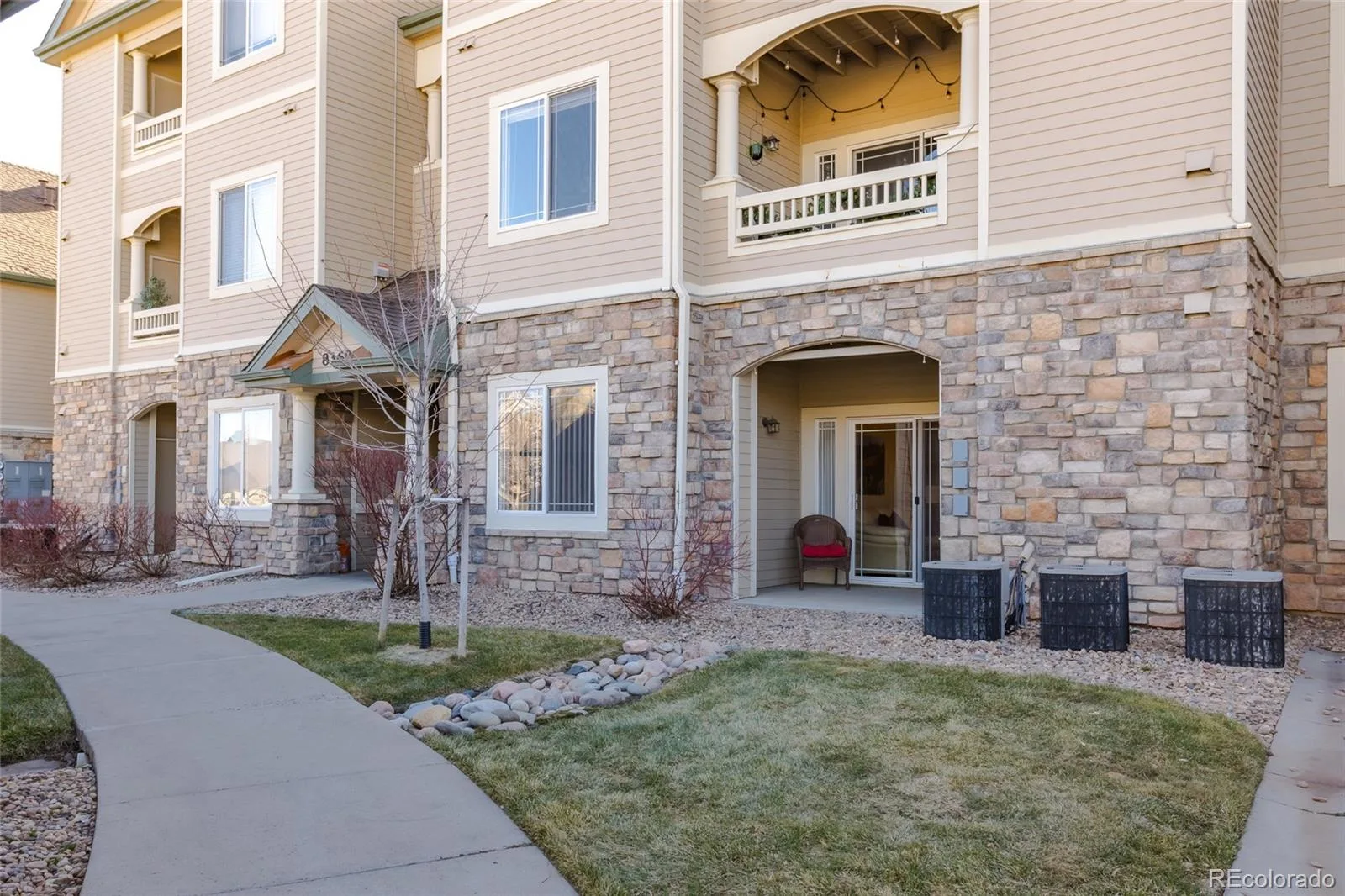 8369 S Independence Circle #105 Littleton CO 80128 | MLS #REC5479323 07092026054552 1600 21