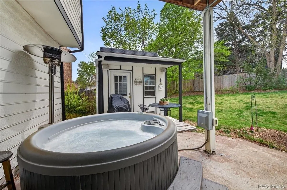 04132026181207 1200 32