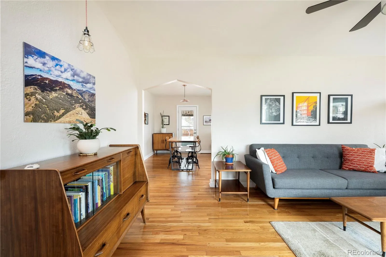 04032026215722 1600 15