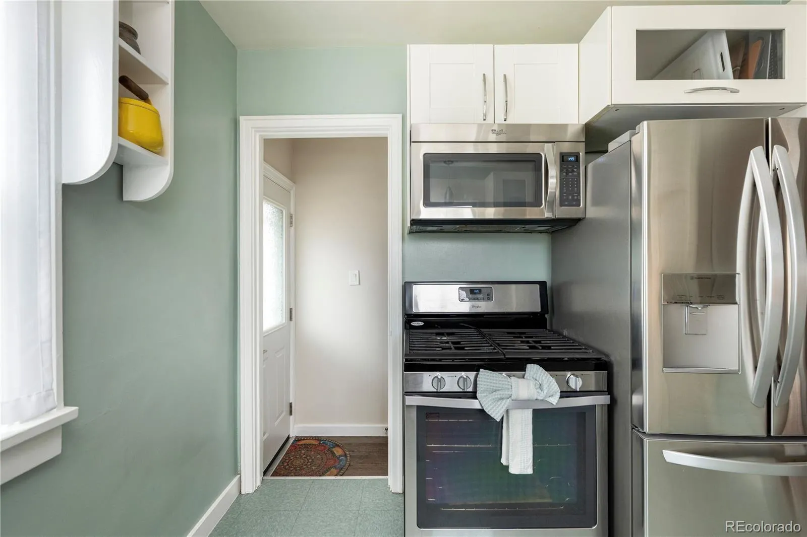 04032026215722 1600 21