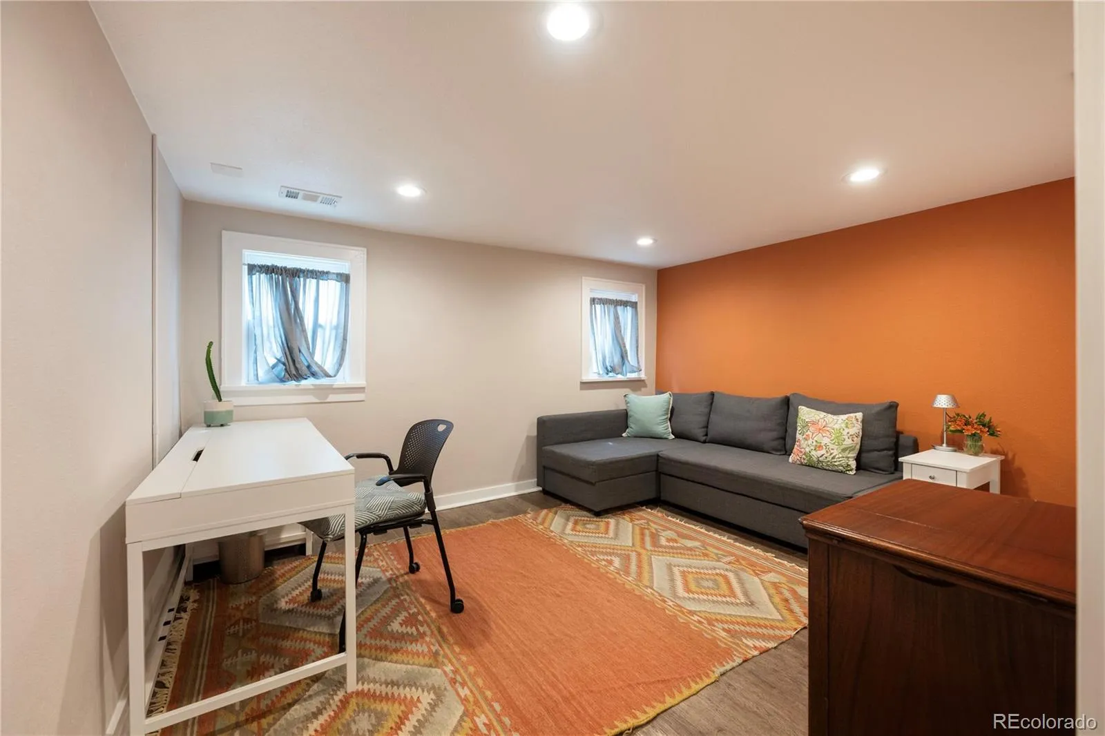 04032026215722 1600 31