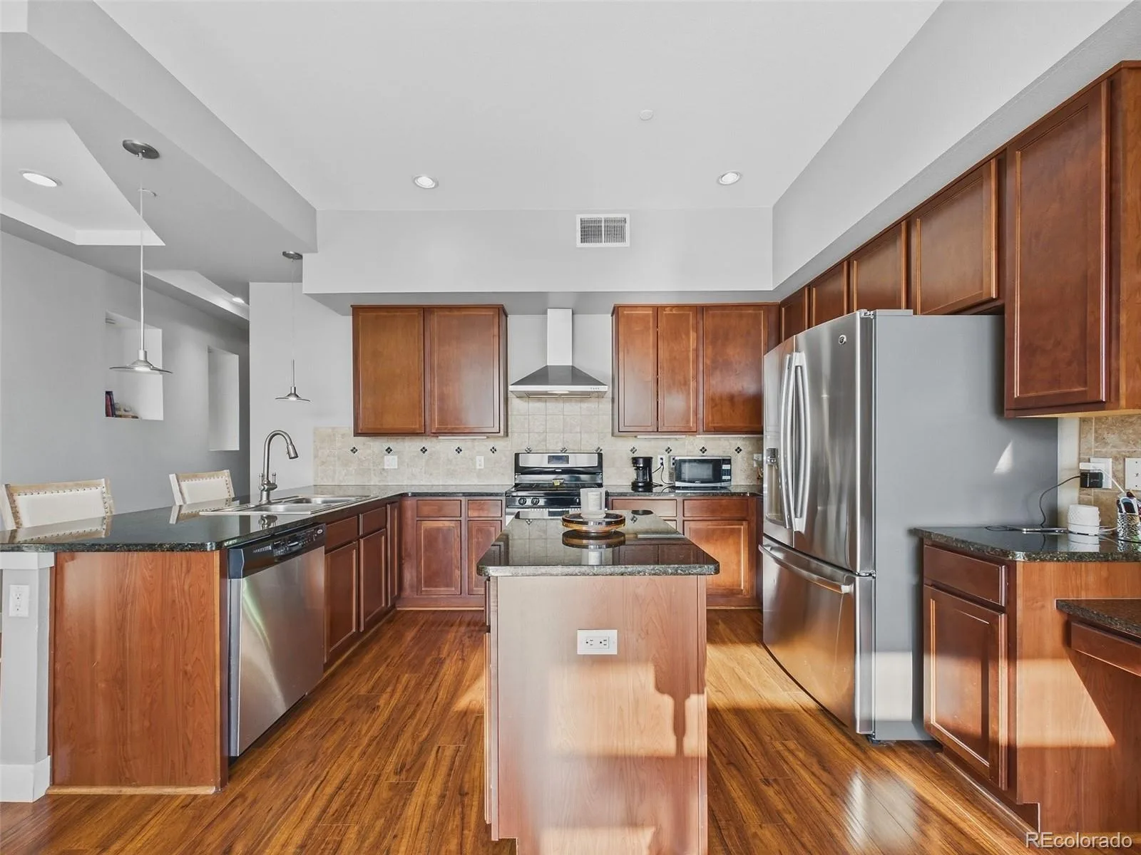 1488 Madison Street #403 Denver CO 80206 MLS #REC5481237 06182026232741 1600 5
