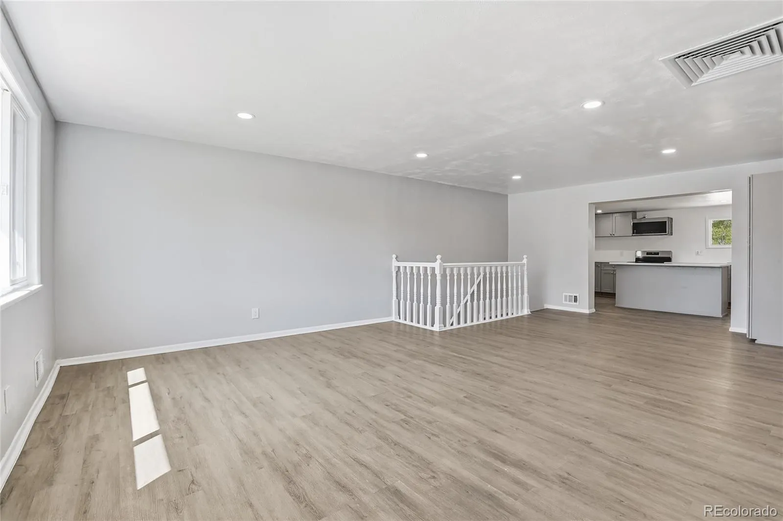 2605 W Gunnison Drive Denver CO 80219 MLS #REC5481378 05102026142126 1600 15