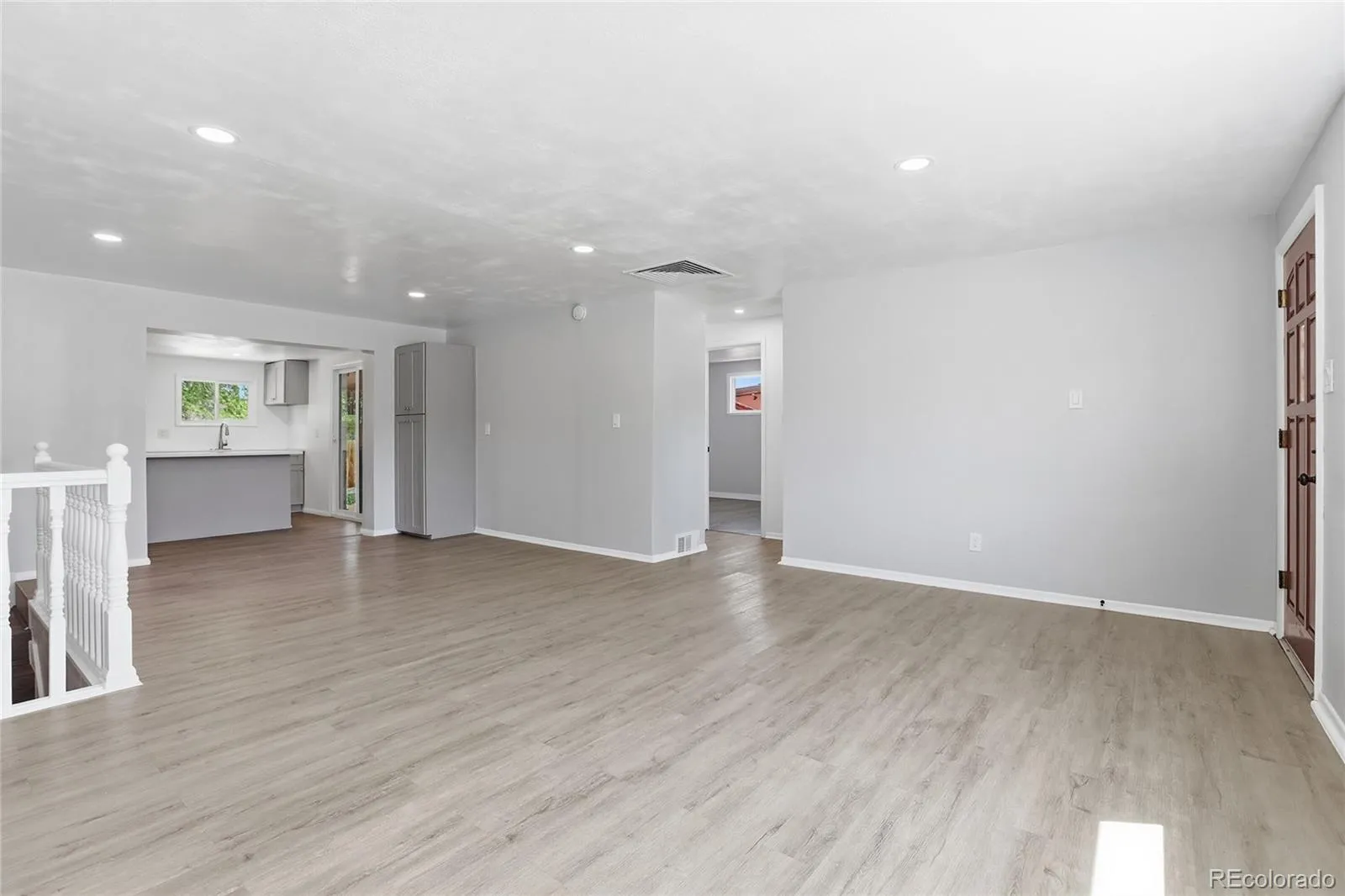 2605 W Gunnison Drive Denver CO 80219 MLS #REC5481378 05102026142126 1600 16