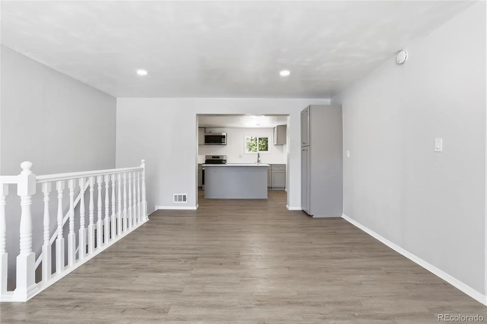 2605 W Gunnison Drive Denver CO 80219 MLS #REC5481378 05102026142126 1600 17