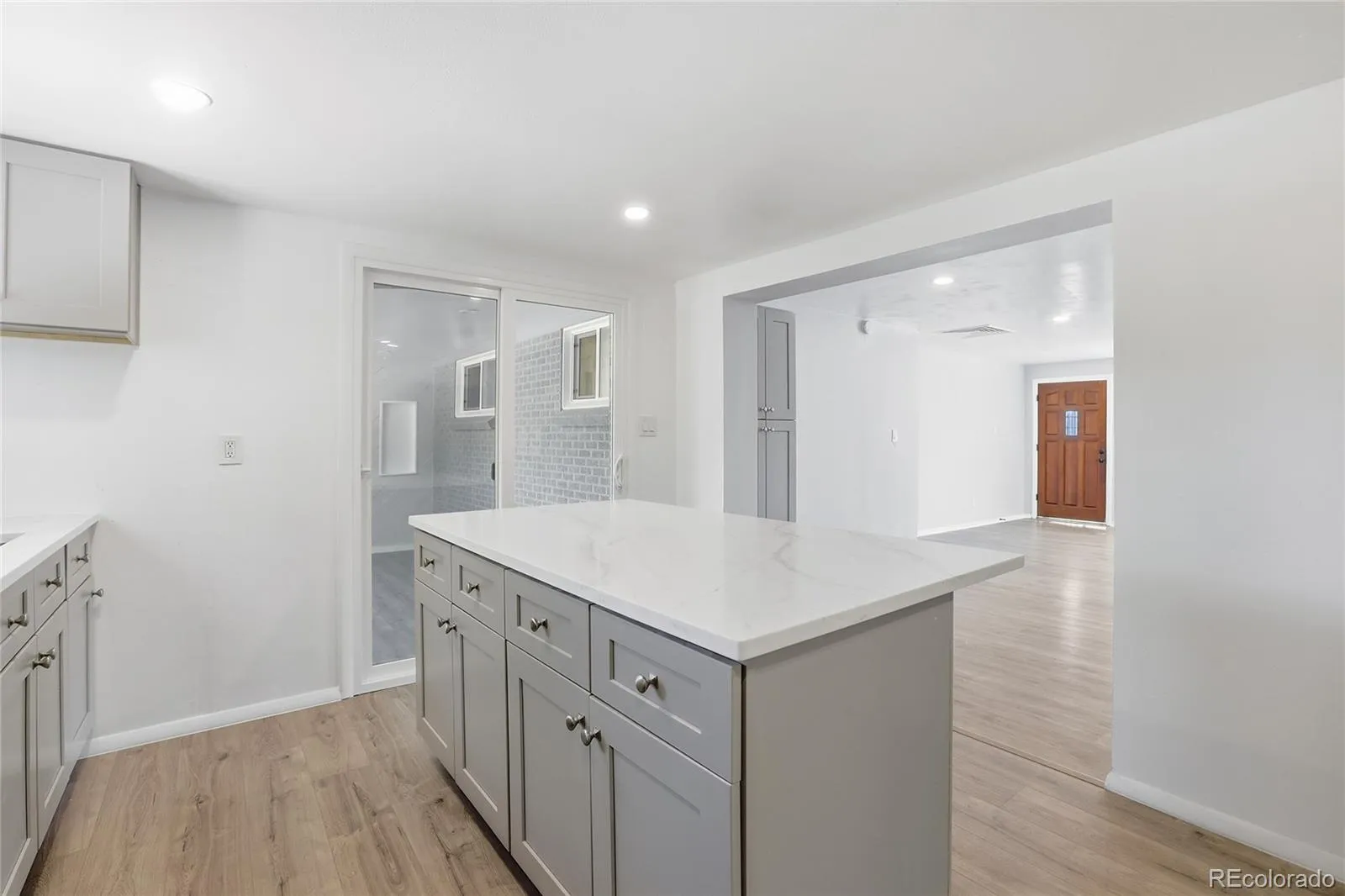 2605 W Gunnison Drive Denver CO 80219 MLS #REC5481378 05102026142126 1600 23