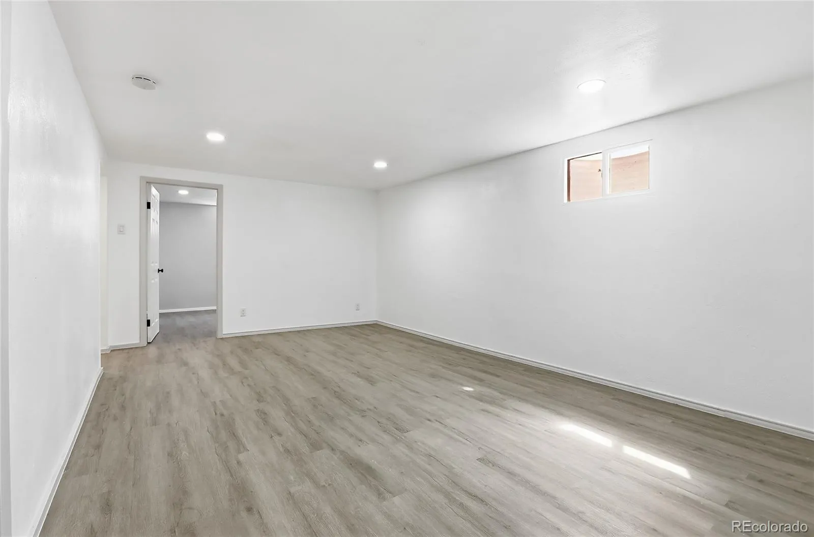 2605 W Gunnison Drive Denver CO 80219 MLS #REC5481378 05102026142126 1600 33