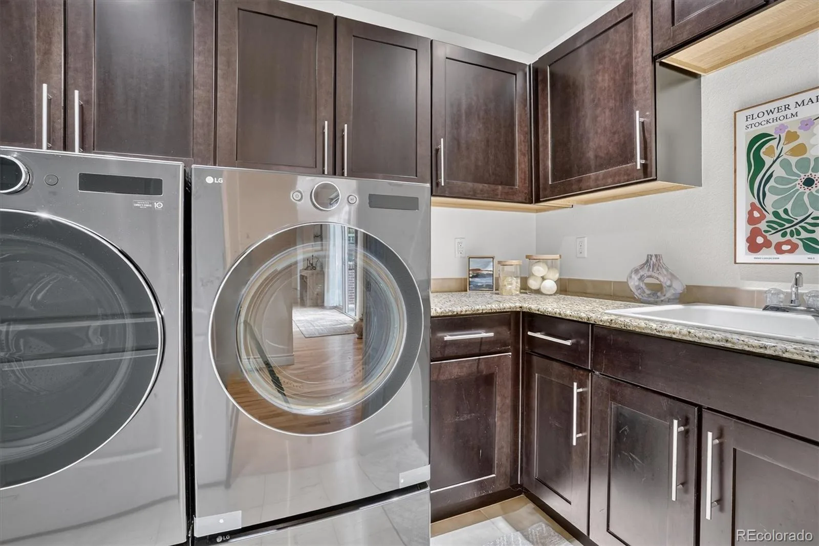 8576 E 35th Avenue Denver CO 80238 | MLS #REC5481971 08072026044419 1600 26