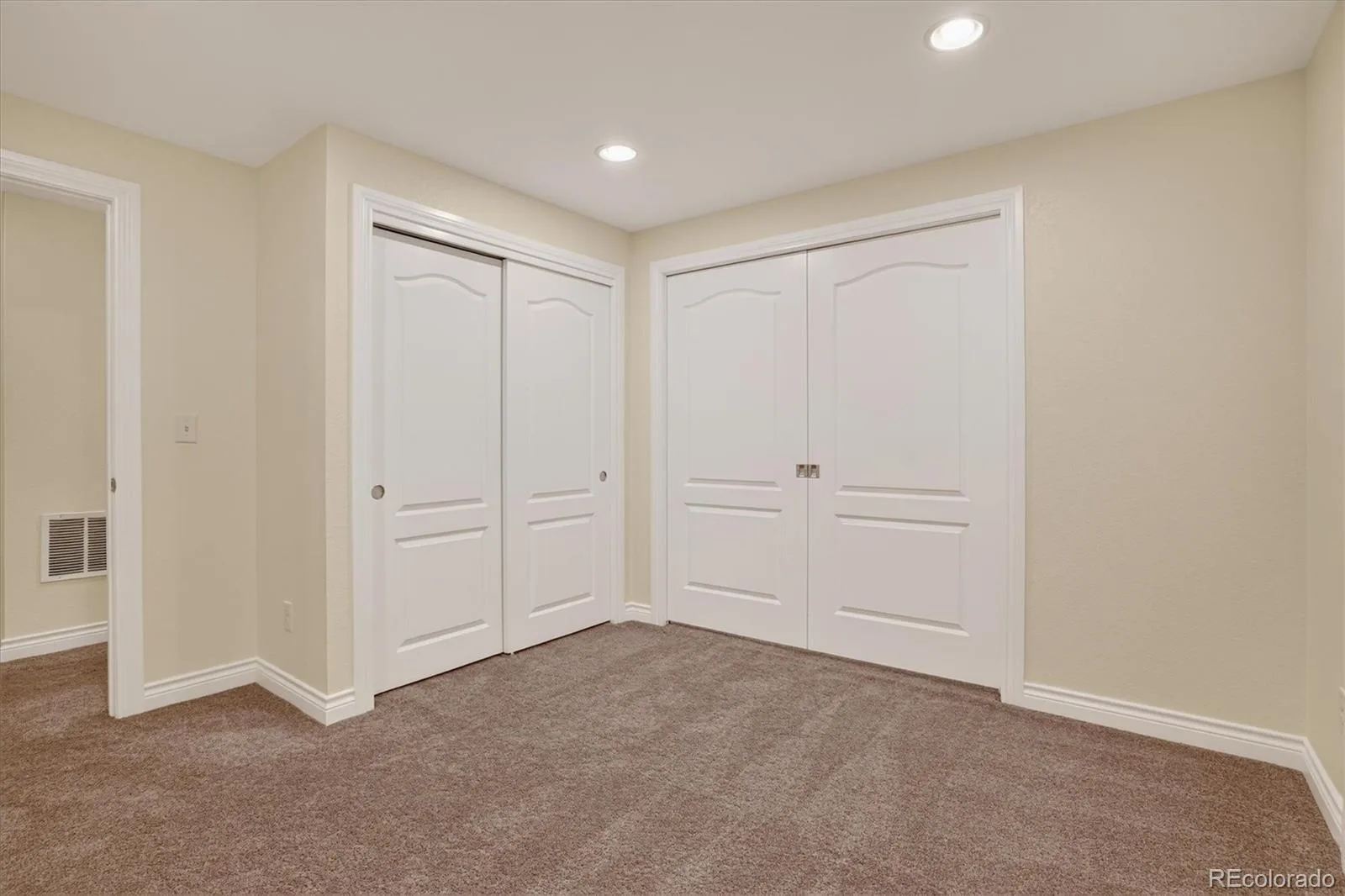 8576 E 35th Avenue Denver CO 80238 | MLS #REC5481971 08072026044419 1600 41
