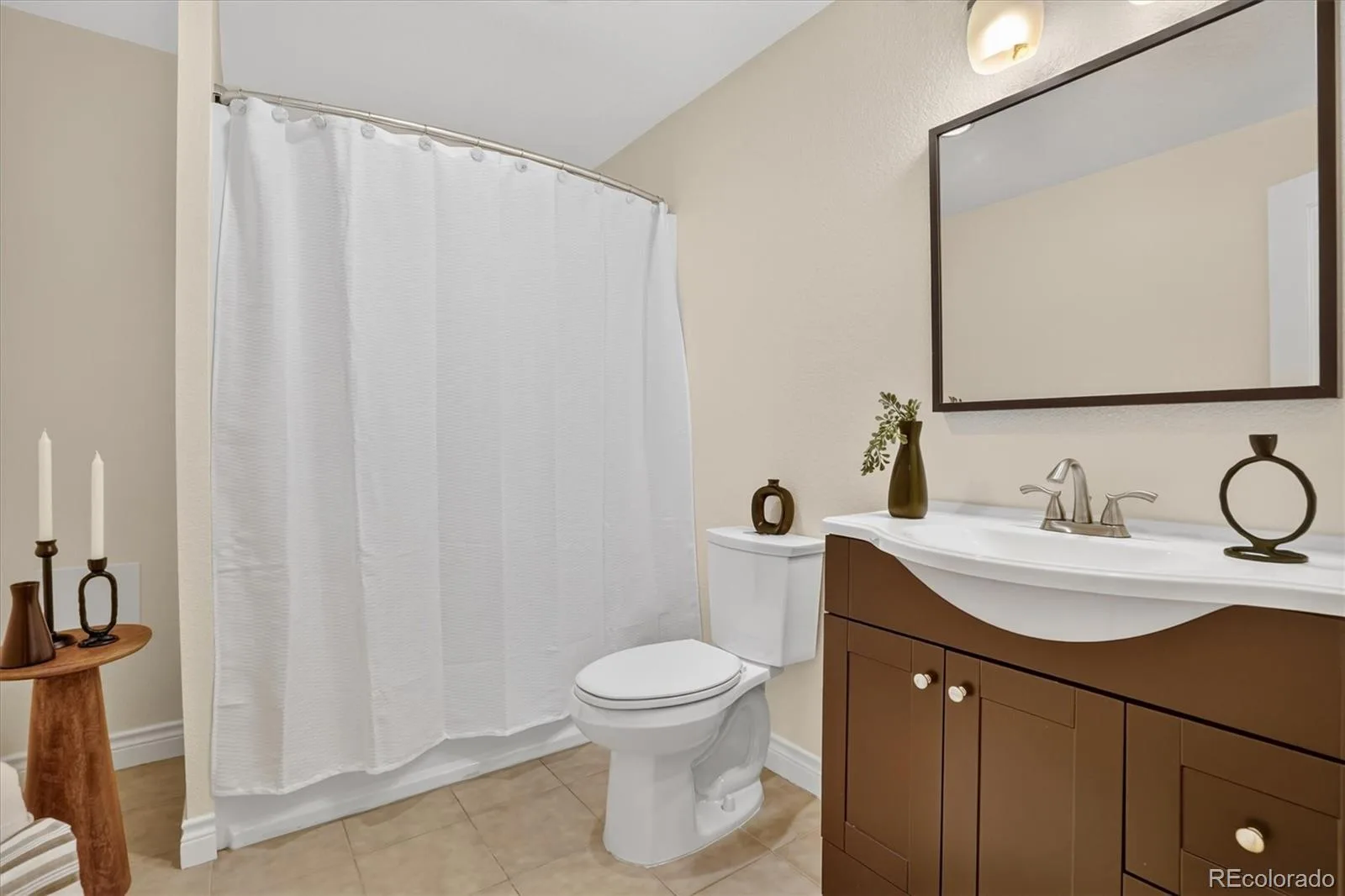 8576 E 35th Avenue Denver CO 80238 | MLS #REC5481971 08072026044419 1600 42