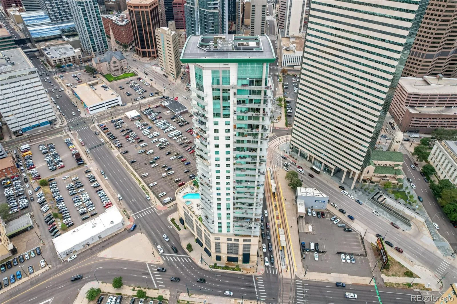 2001 Lincoln Street #1121 Denver CO 80202 | MLS #REC5483019 08272026144601 1600 34