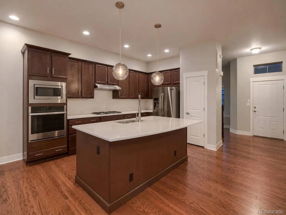 10080 E 59th Drive Denver CO 80238 | MLS #REC5484608 07172026182452 1200 29