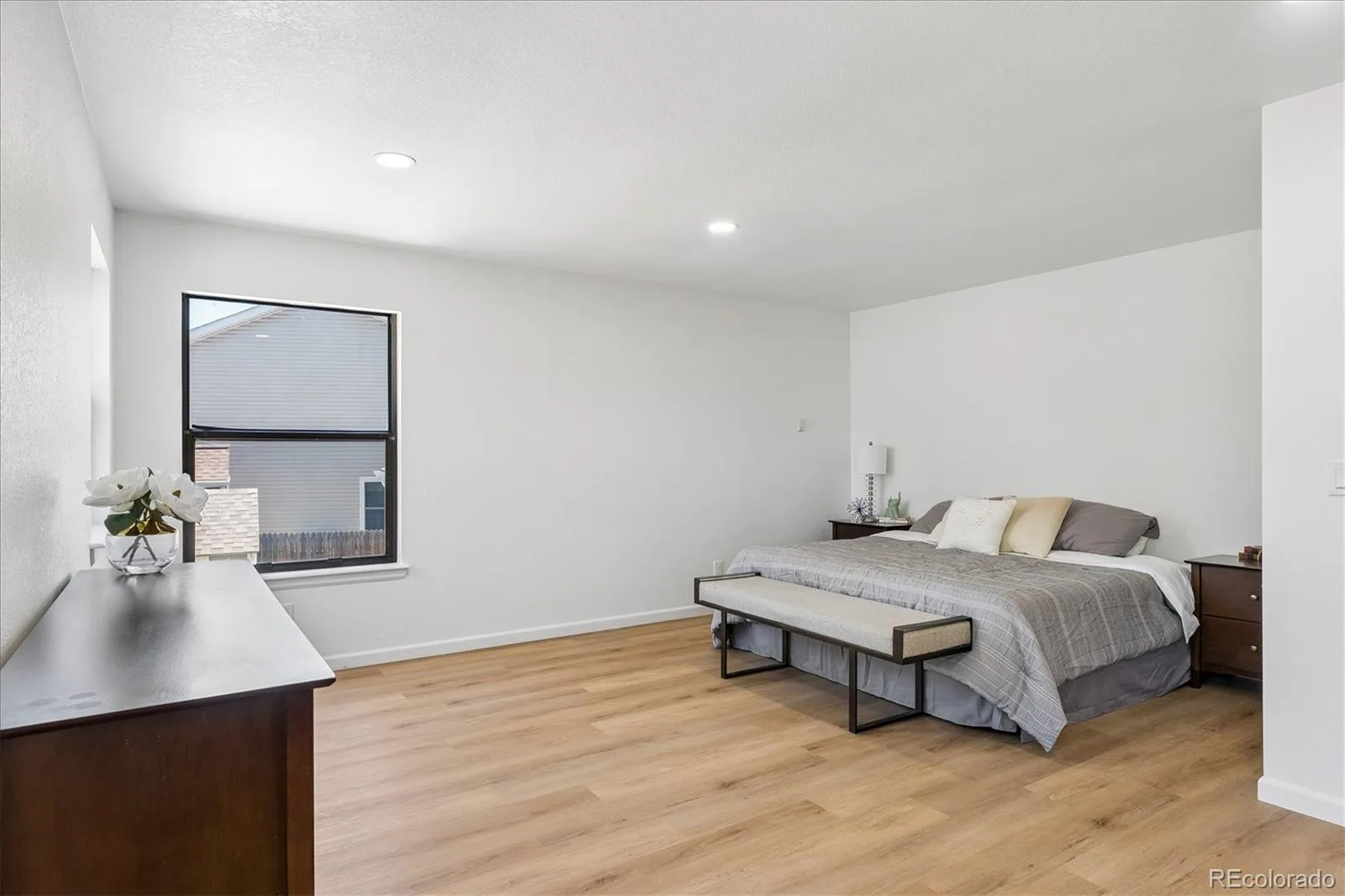 3509 S Rifle Street Aurora CO 80013 | MLS #REC5488465 08272026002342 1600 12
