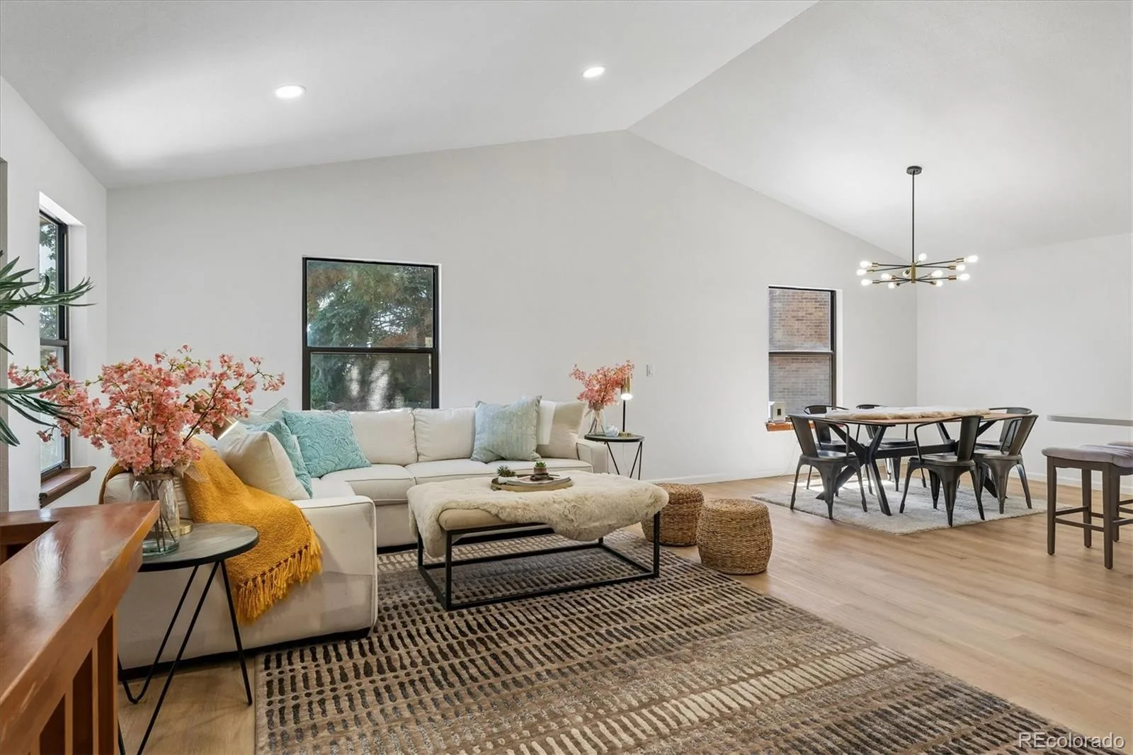 3509 S Rifle Street Aurora CO 80013 | MLS #REC5488465 08272026002342 1600 2