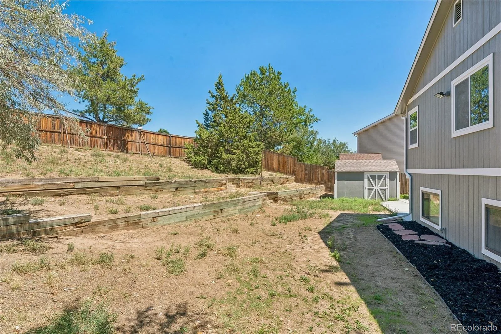 3509 S Rifle Street Aurora CO 80013 | MLS #REC5488465 08272026002342 1600 26