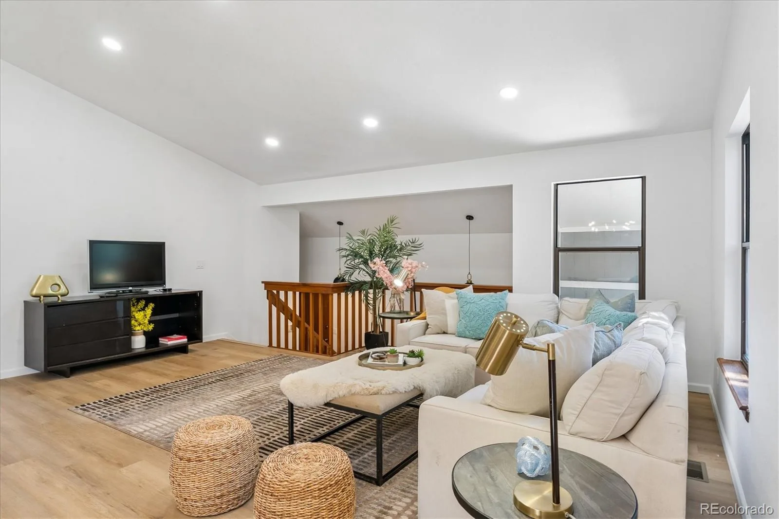 3509 S Rifle Street Aurora CO 80013 | MLS #REC5488465 08272026002342 1600 4