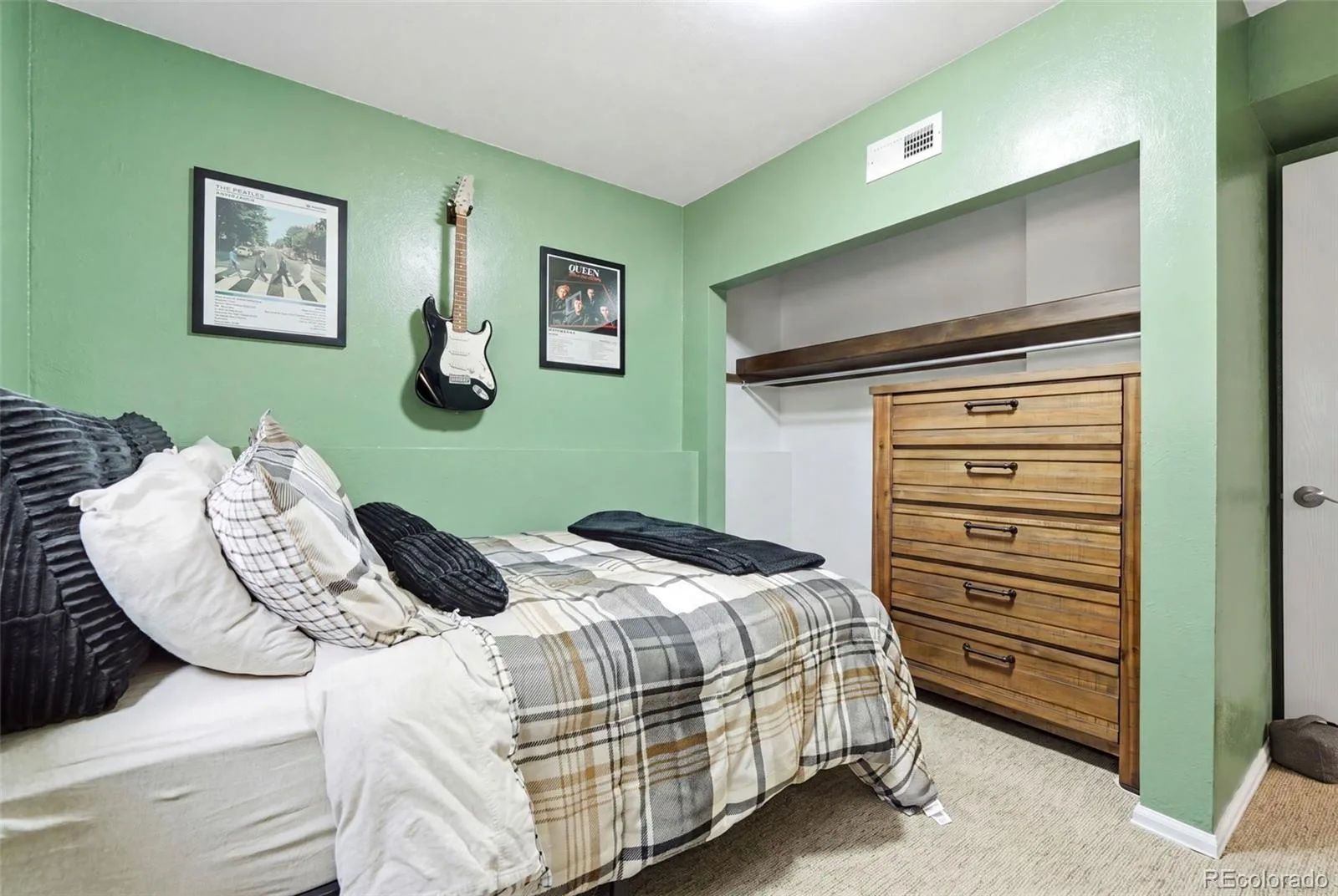8957 W Toller Avenue Littleton CO 80128 | MLS #REC5491925 08172026013544 1600 23