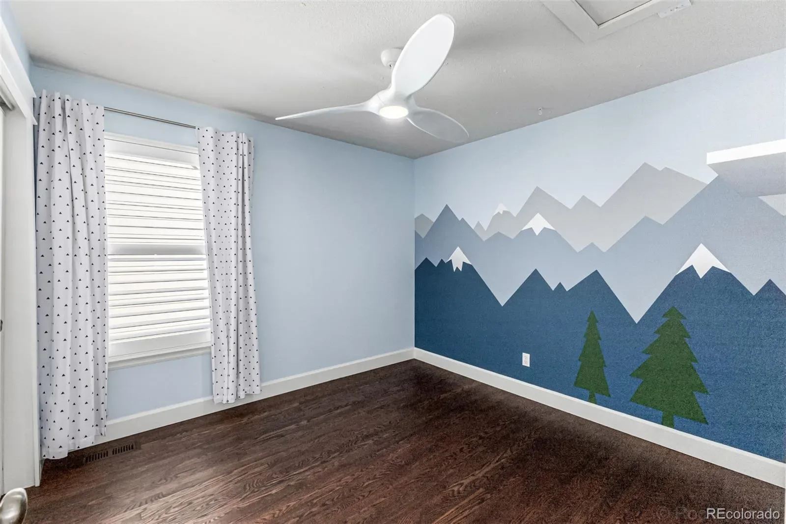 03202026130732 1600 32