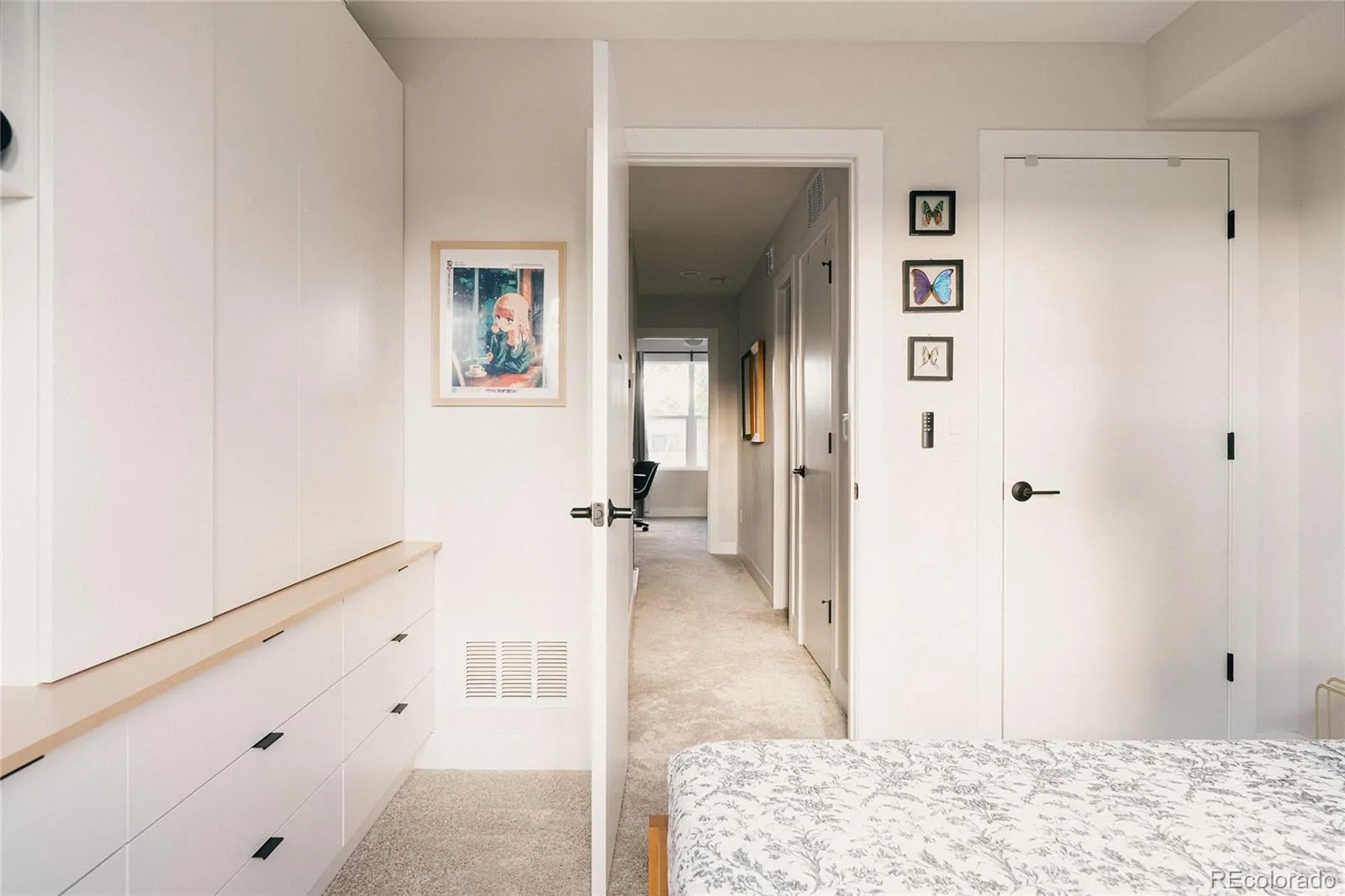 05182026195910 1600 33
