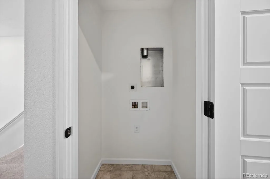 17165 W 91st Lane Arvada CO 80007 | MLS #REC5495422 06182026233515 1024 18