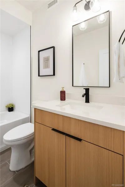 3825 W 38th Avenue #6 Denver CO 80211 | MLS #REC5502672 09232026032607 800 12