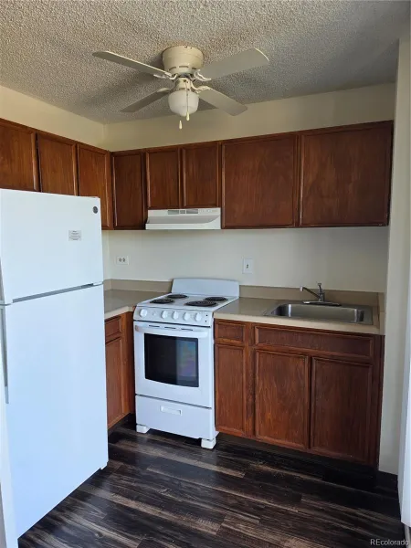 4800 E Hale Parkway #209N Denver CO 80220 MLS #REC5502747 05152026195921 800 5