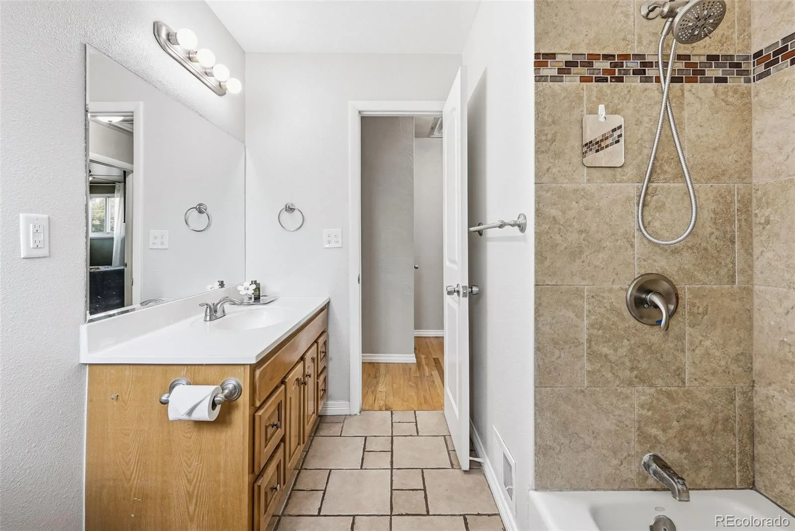 3233 Troy Street Aurora CO 80011 | MLS #REC5504715 07082026222335 1600 23