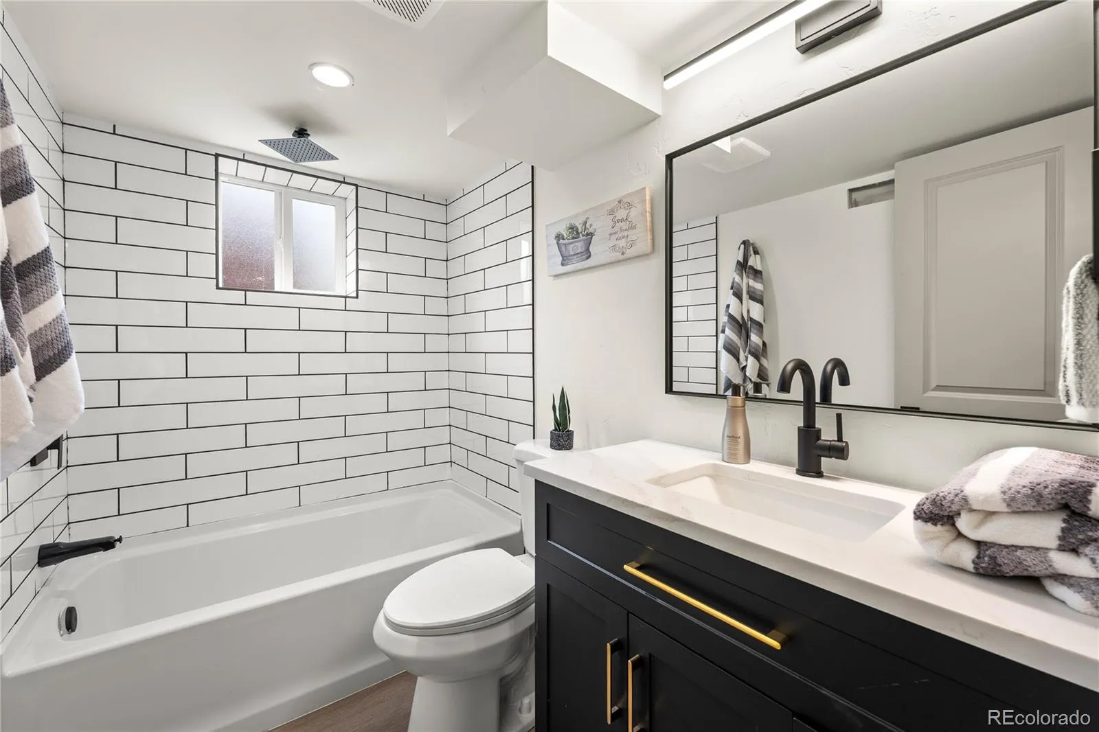 04152026165030 1600 31