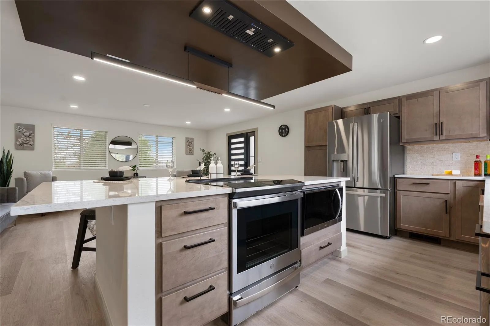 3060 W 55th Place Denver CO 80221 MLS #REC5507618 05152026211342 1600 12