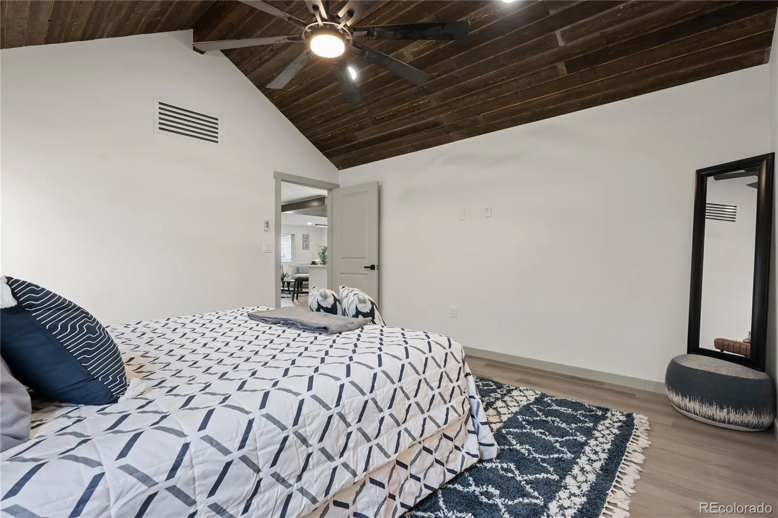3060 W 55th Place Denver CO 80221 MLS #REC5507618 05152026211342 1600 21