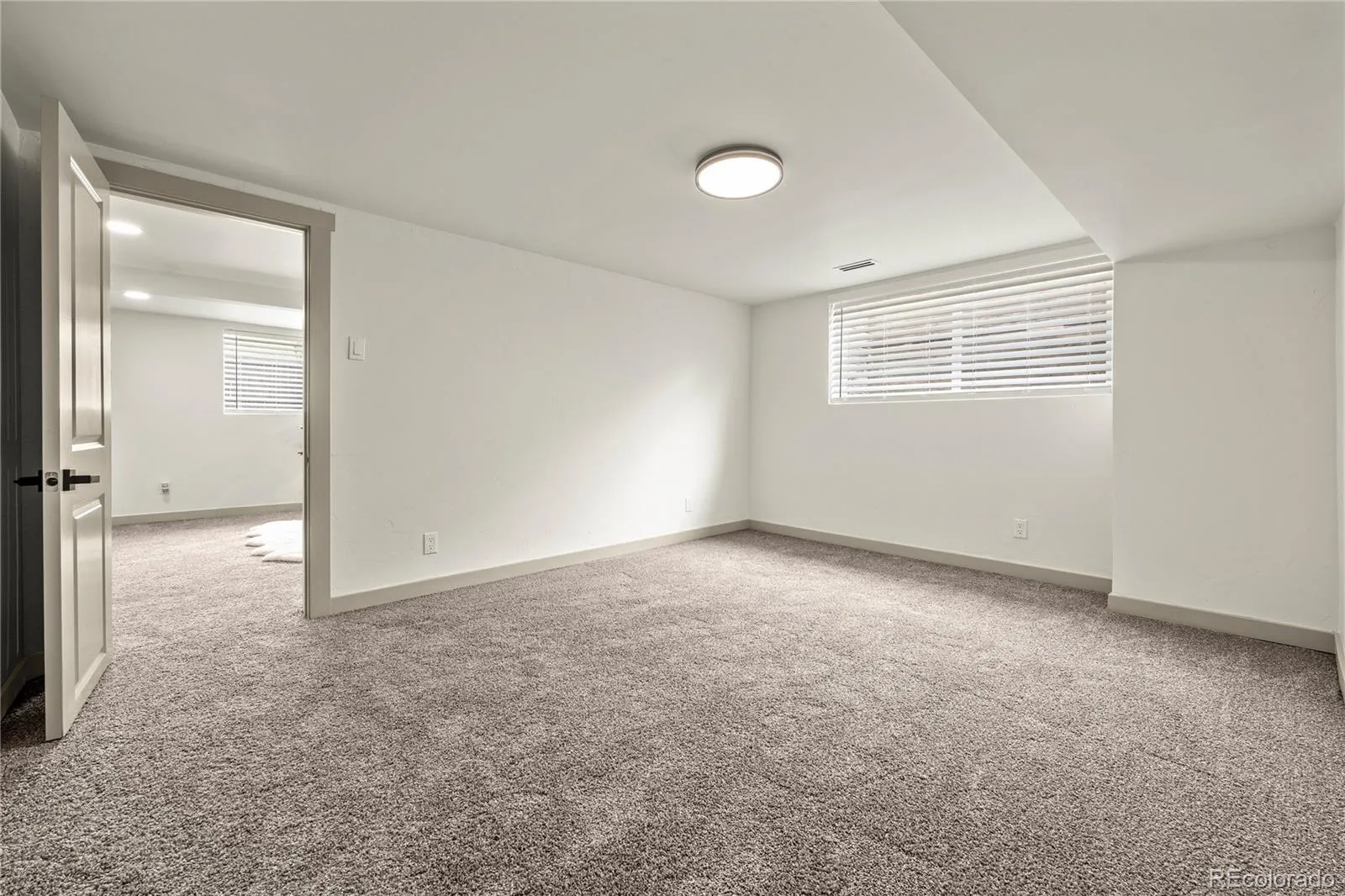 3060 W 55th Place Denver CO 80221 MLS #REC5507618 05152026211342 1600 33