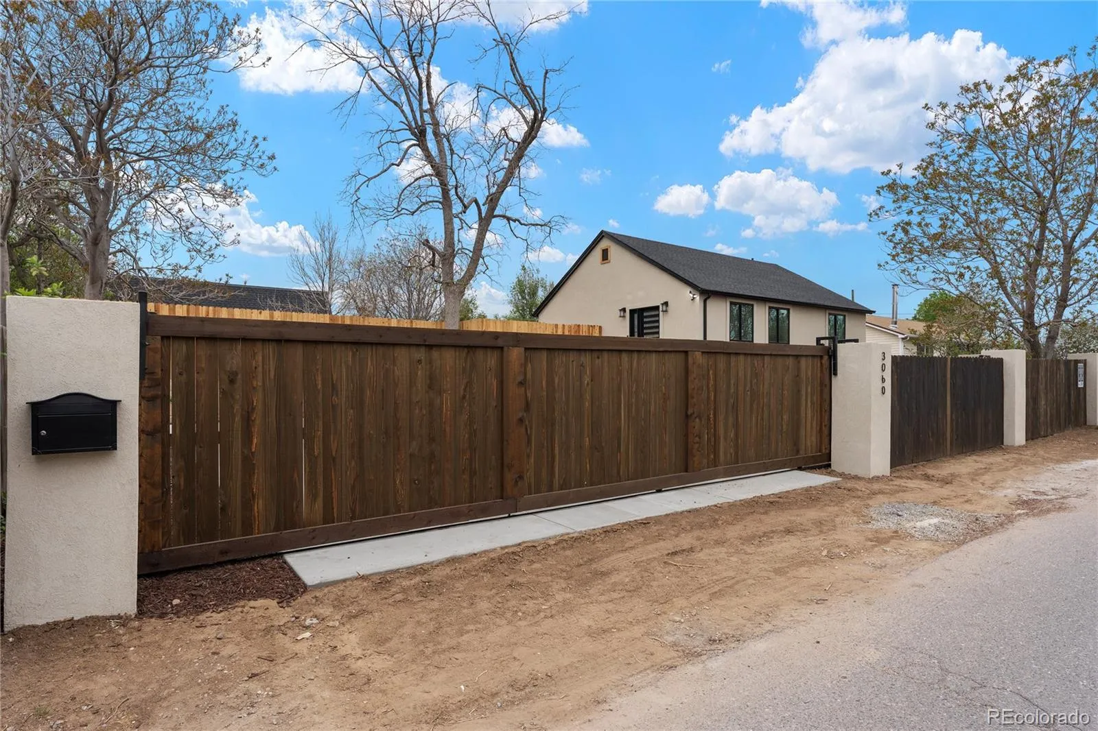 3060 W 55th Place Denver CO 80221 MLS #REC5507618 05152026211342 1600 41