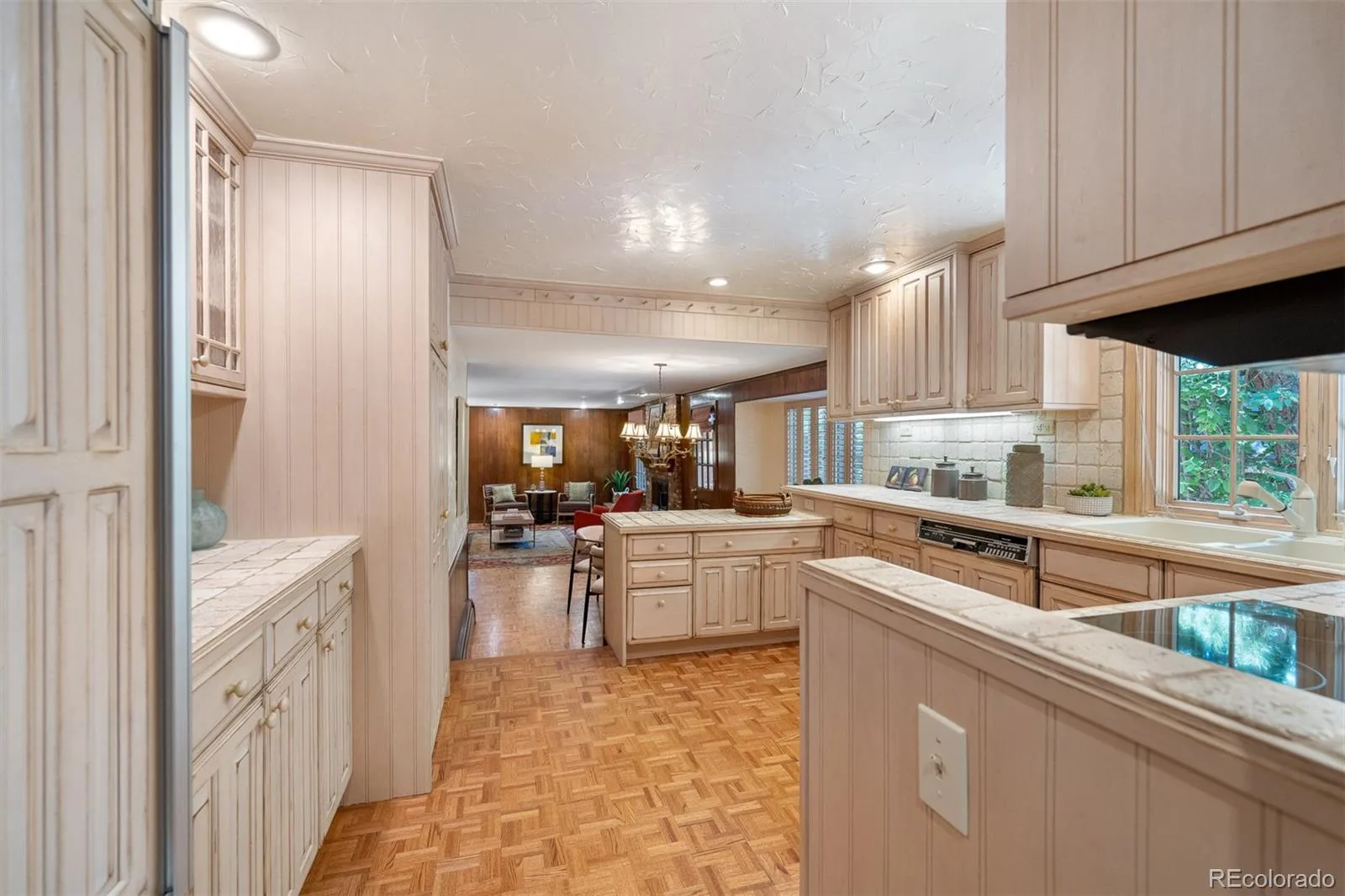 3297 S Oneida Way Denver CO 80224 MLS #REC5507933 06092026203633 1600 15