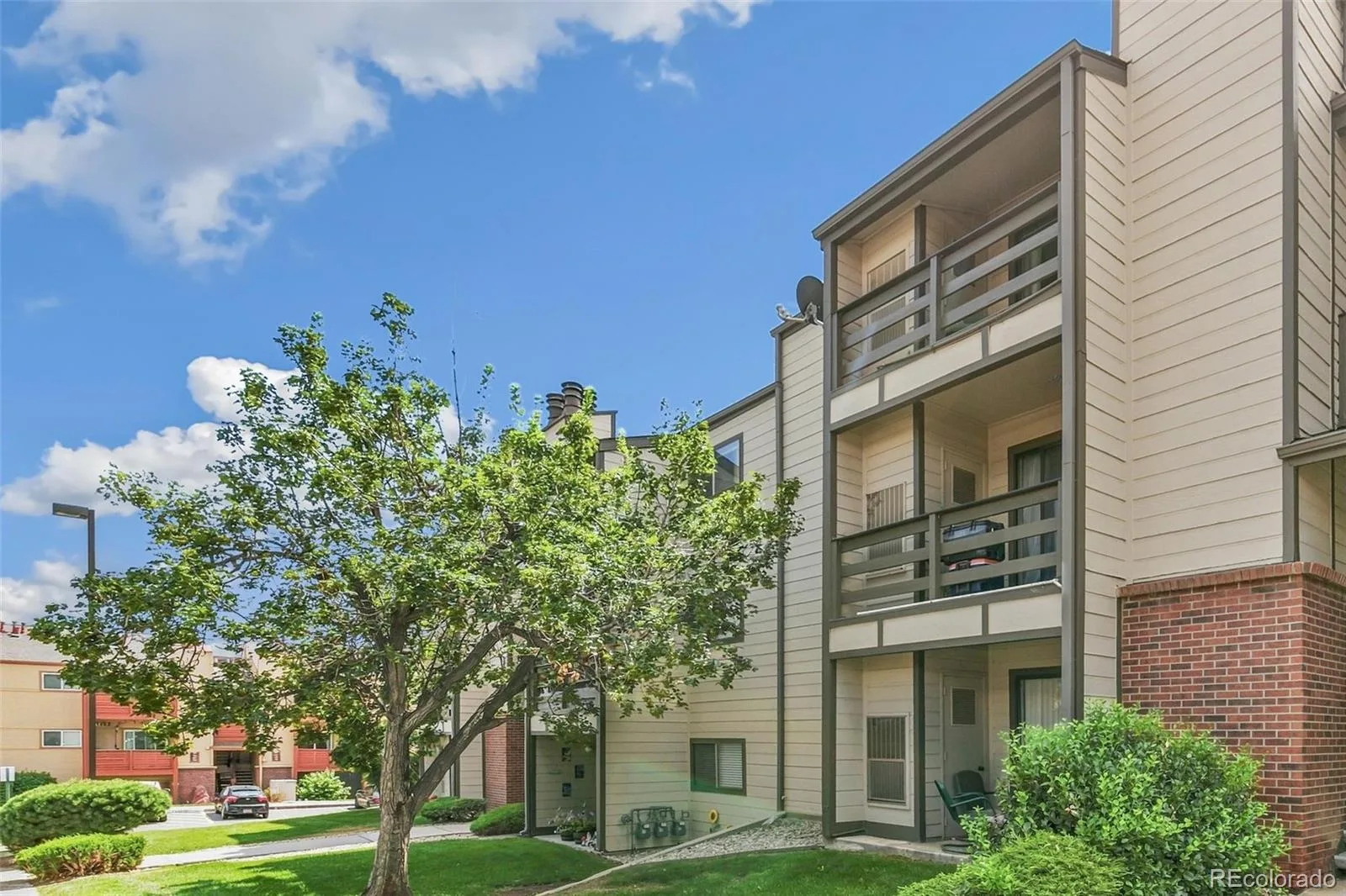 459 Wright Street #305 Denver CO 80228 | MLS #REC5511911 08282026154549 1600 21