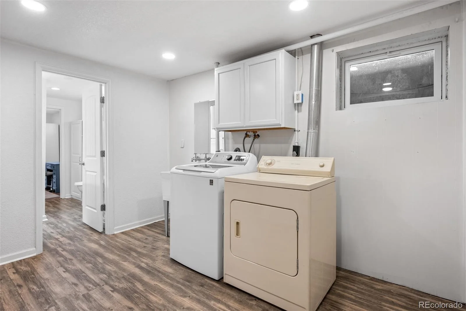 3275 S Raleigh Street Denver CO 80236 | MLS #REC5511965 10172026151401 1600 35