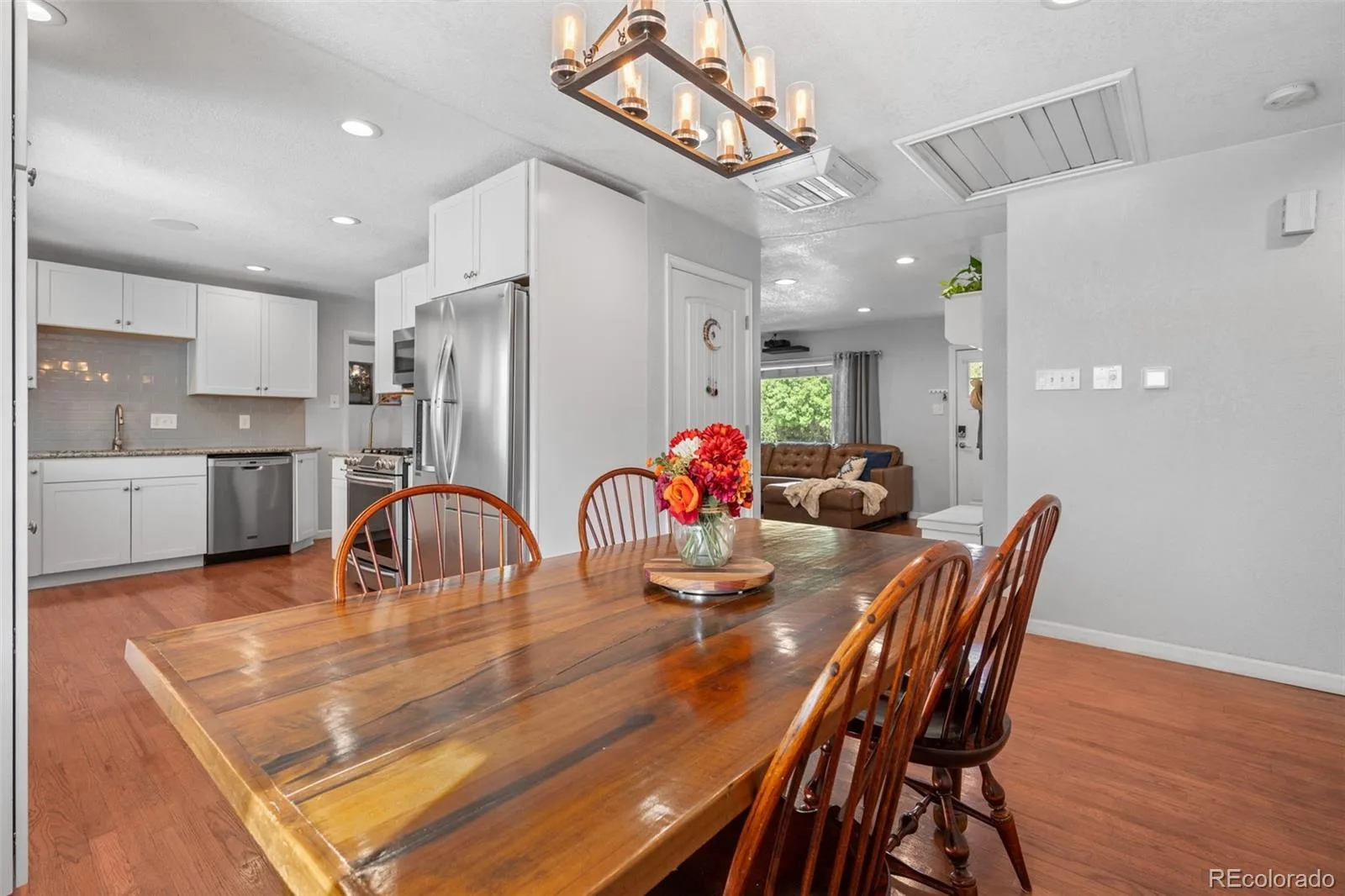 3275 S Raleigh Street Denver CO 80236 | MLS #REC5511965 10172026151401 1600 9