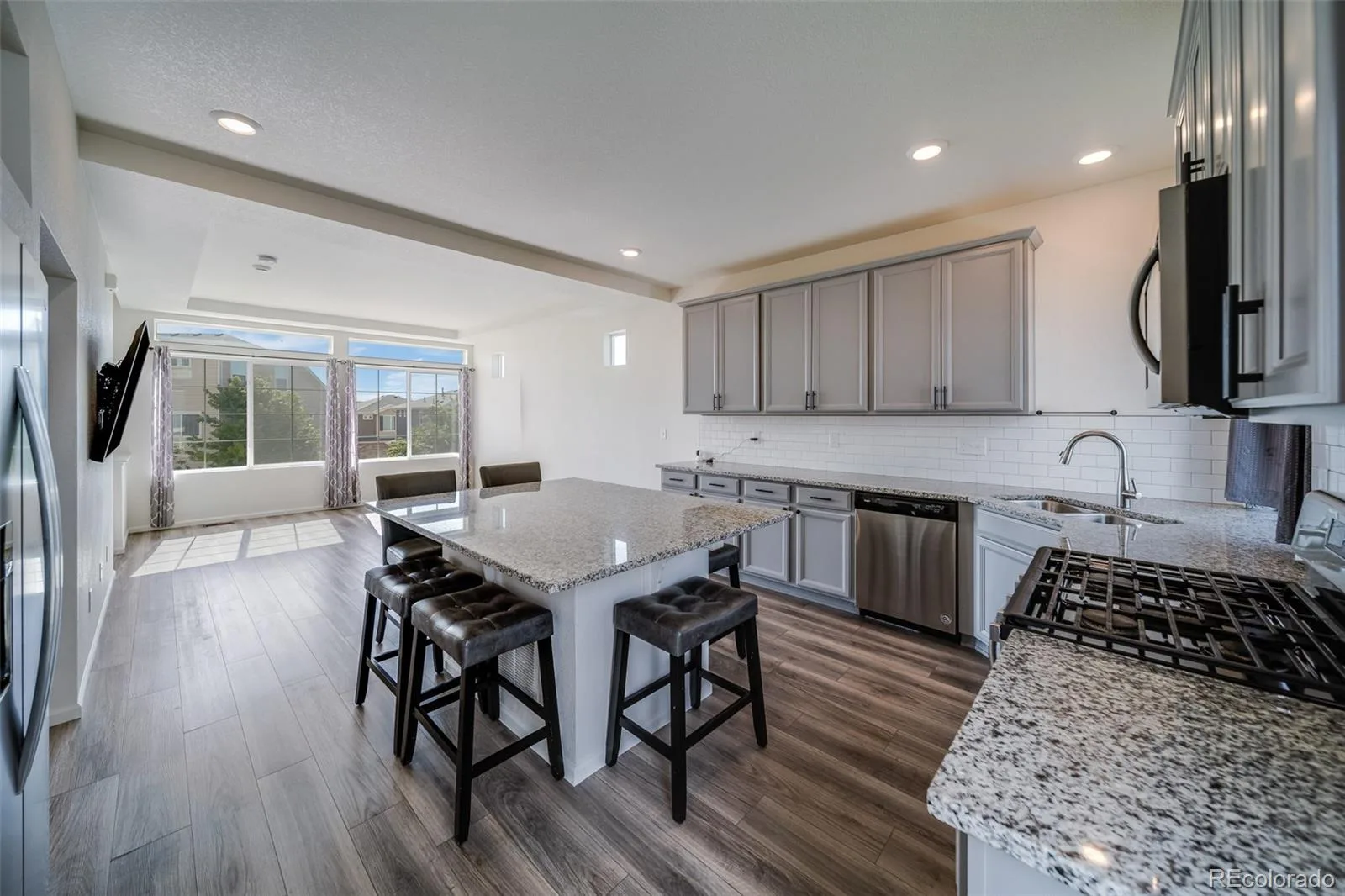 12833 Tamarac Way Thornton CO 80602 | MLS #REC5512235 08312026183922 1600 10