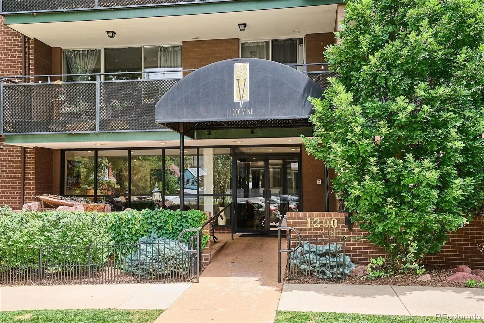 1200 Vine Street #3B Denver CO 80206 | MLS #REC5513972 08112026215735 1600 4