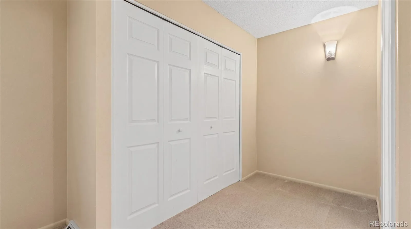 9051 E Nassau Avenue #375 Denver CO 80237 | MLS #REC5514222 08202026040550 1600 17