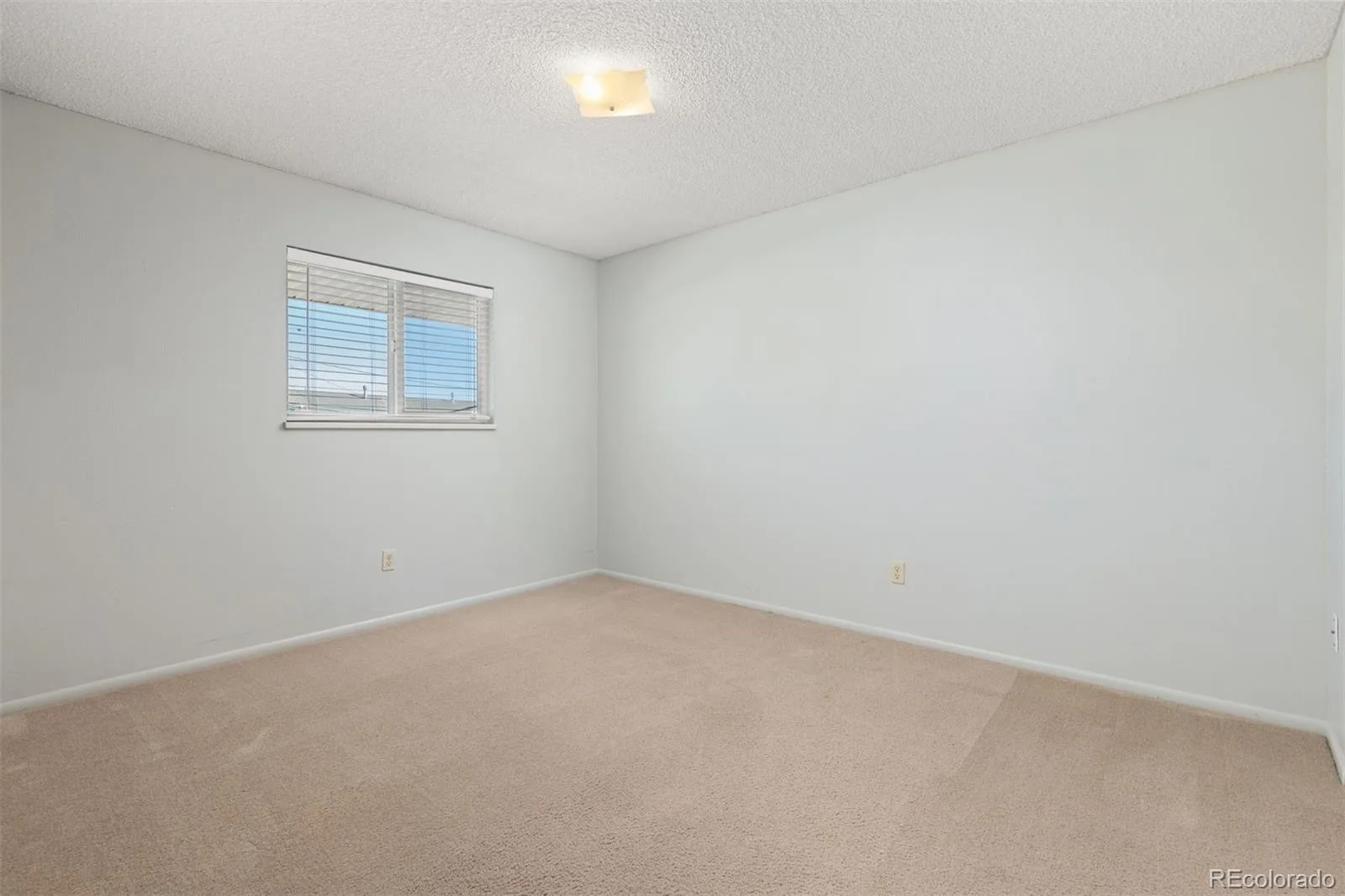 9051 E Nassau Avenue #375 Denver CO 80237 | MLS #REC5514222 08202026040550 1600 19