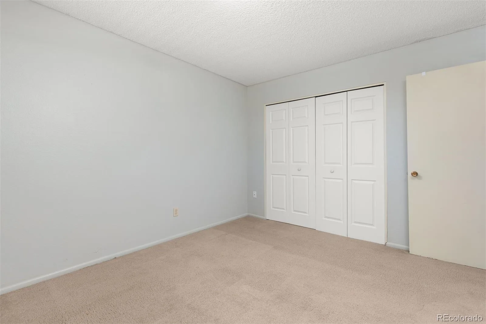 9051 E Nassau Avenue #375 Denver CO 80237 | MLS #REC5514222 08202026040550 1600 20
