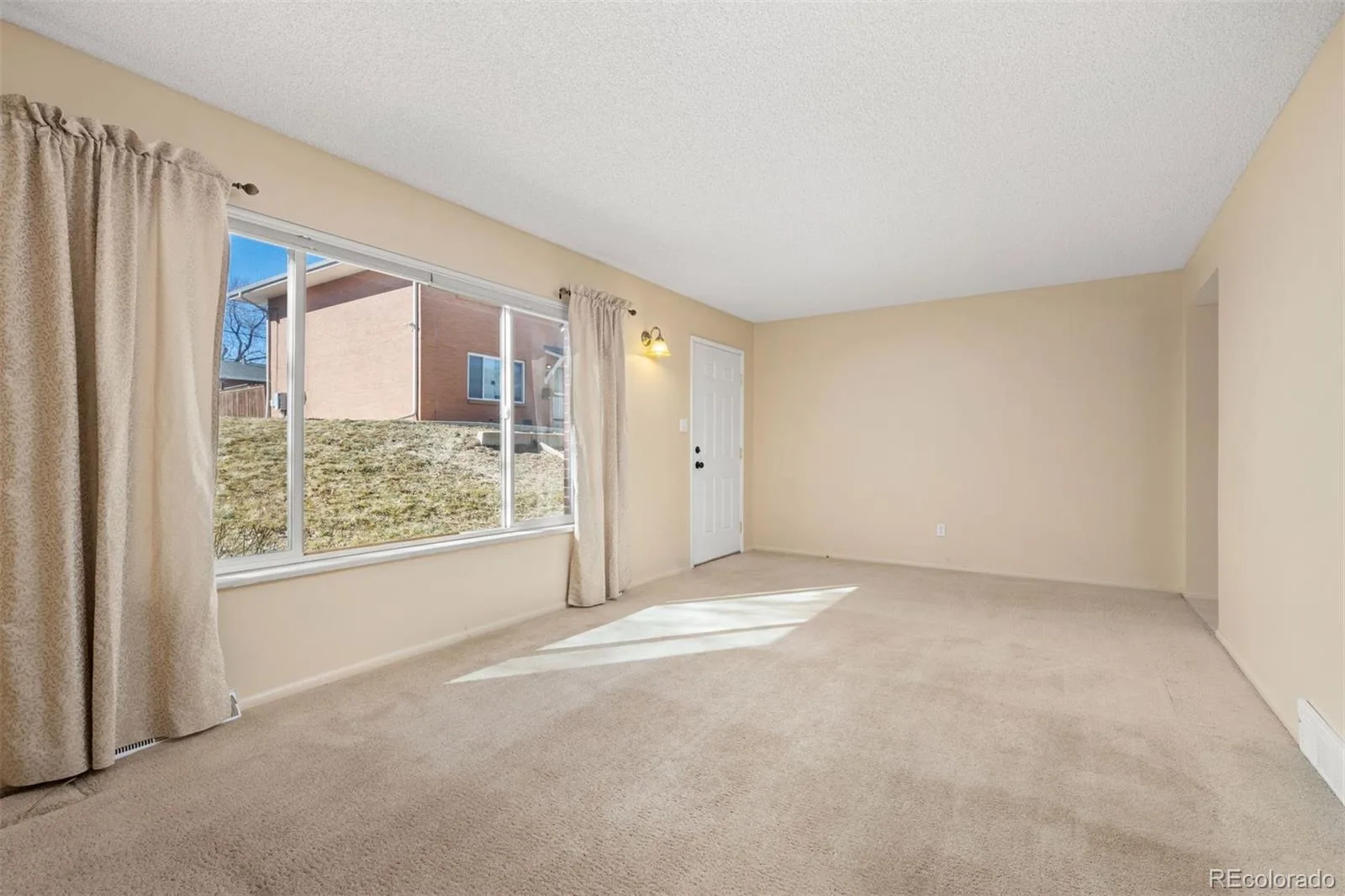 9051 E Nassau Avenue #375 Denver CO 80237 | MLS #REC5514222 08202026040550 1600 5