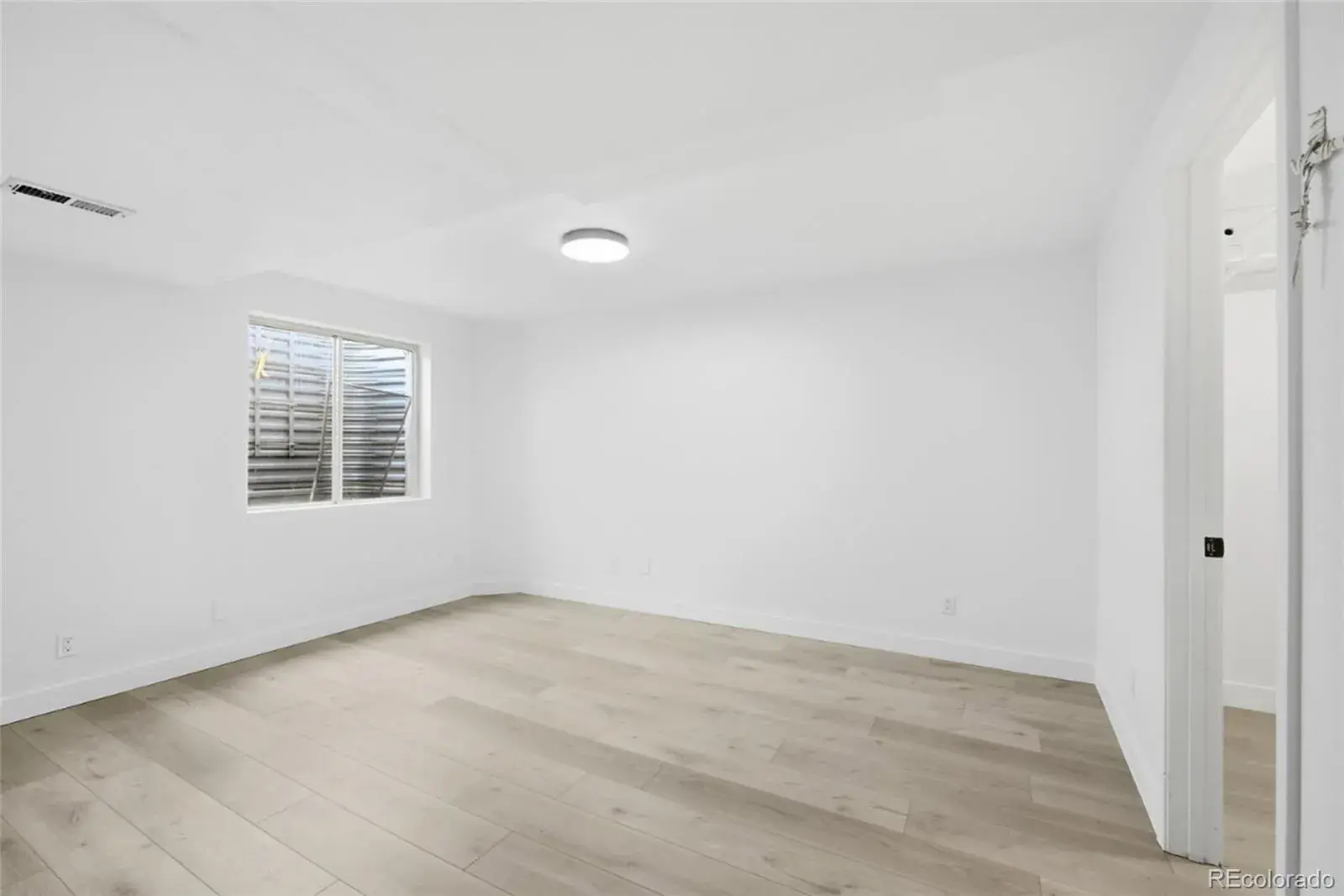 02052026192226 1600 32