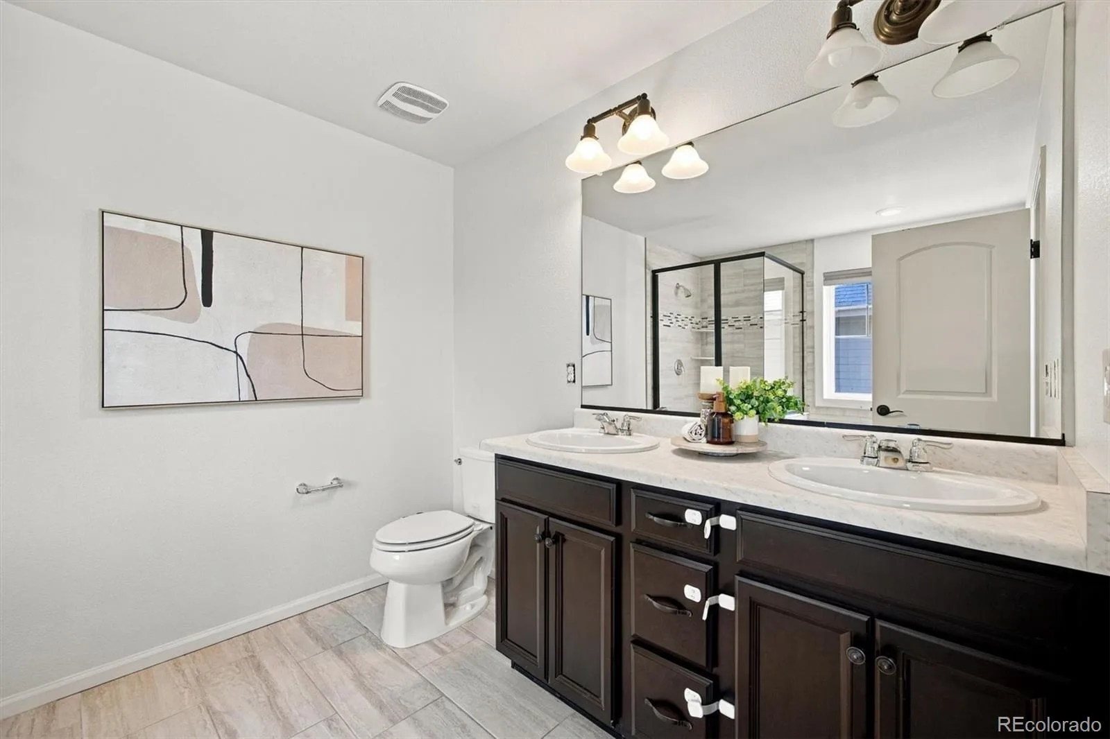 11460 E 26th Avenue Aurora CO 80010 | MLS #REC5515910 09242026194856 1600 12