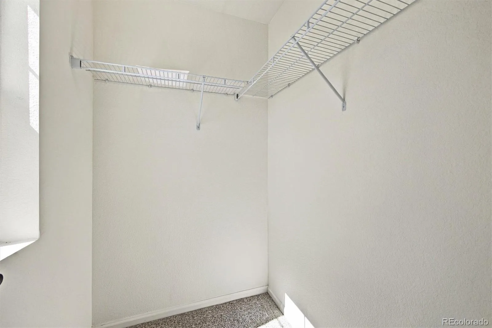 11460 E 26th Avenue Aurora CO 80010 | MLS #REC5515910 09242026194856 1600 19
