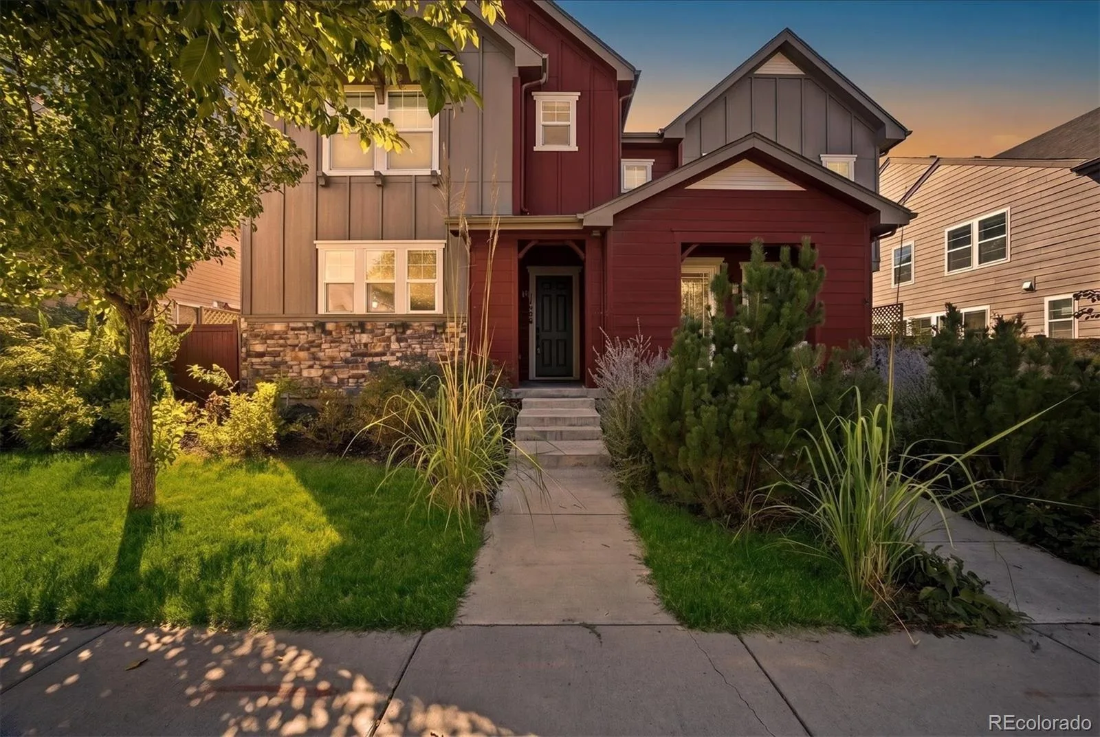 11460 E 26th Avenue Aurora CO 80010 | MLS #REC5515910 09242026194856 1600 36