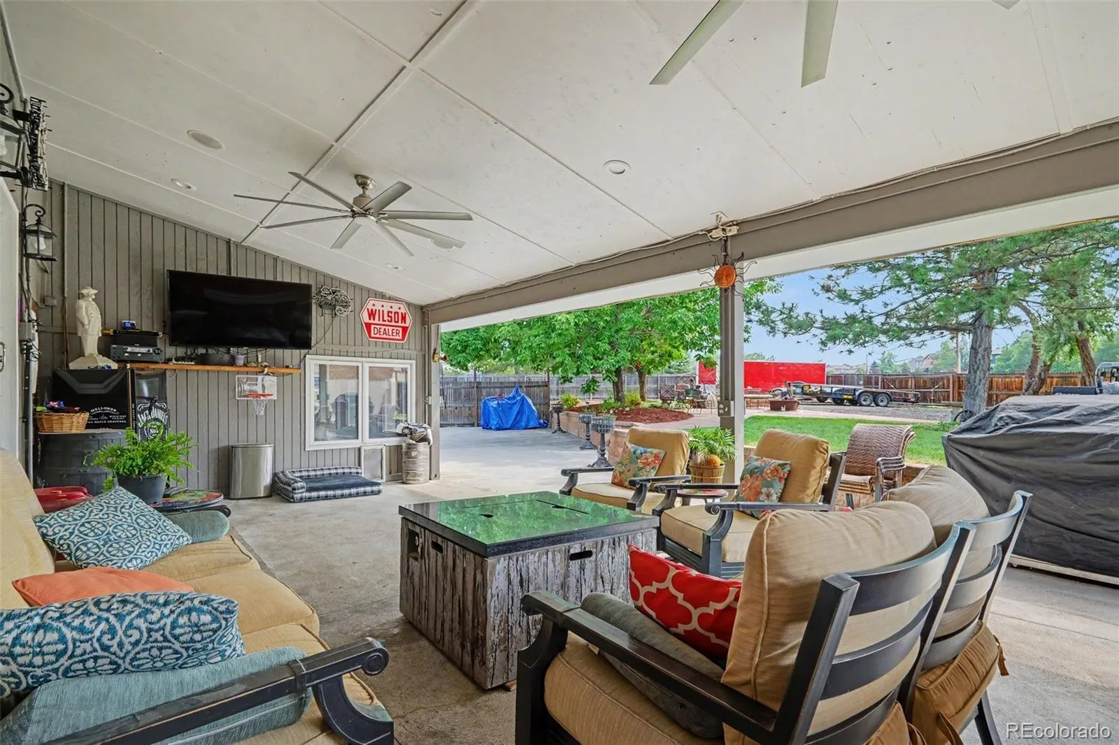 8143 S Otis Court Littleton CO 80128 | MLS #REC5515930 07022026234218 1600 27